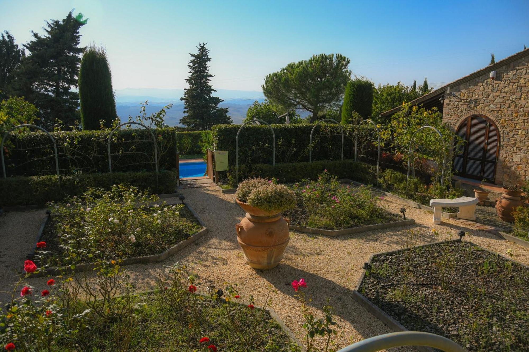 Podere Le Monache 몬타이오네 외부 사진